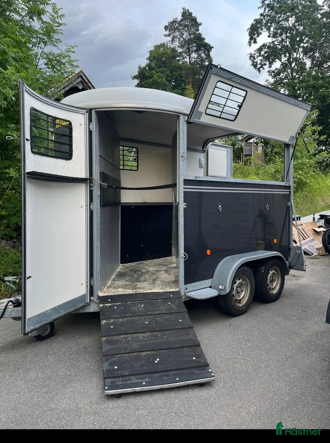Hästtransporter  fordon & transport till salu: Fautras Oblic 2 i superskick - Annons 2