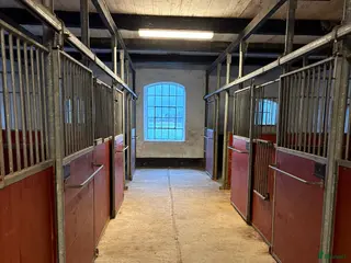 Stallinredning, stängsel & gård övrig utrustning till salu: Stallboxar inklusive inredning Säljes - Annons 10