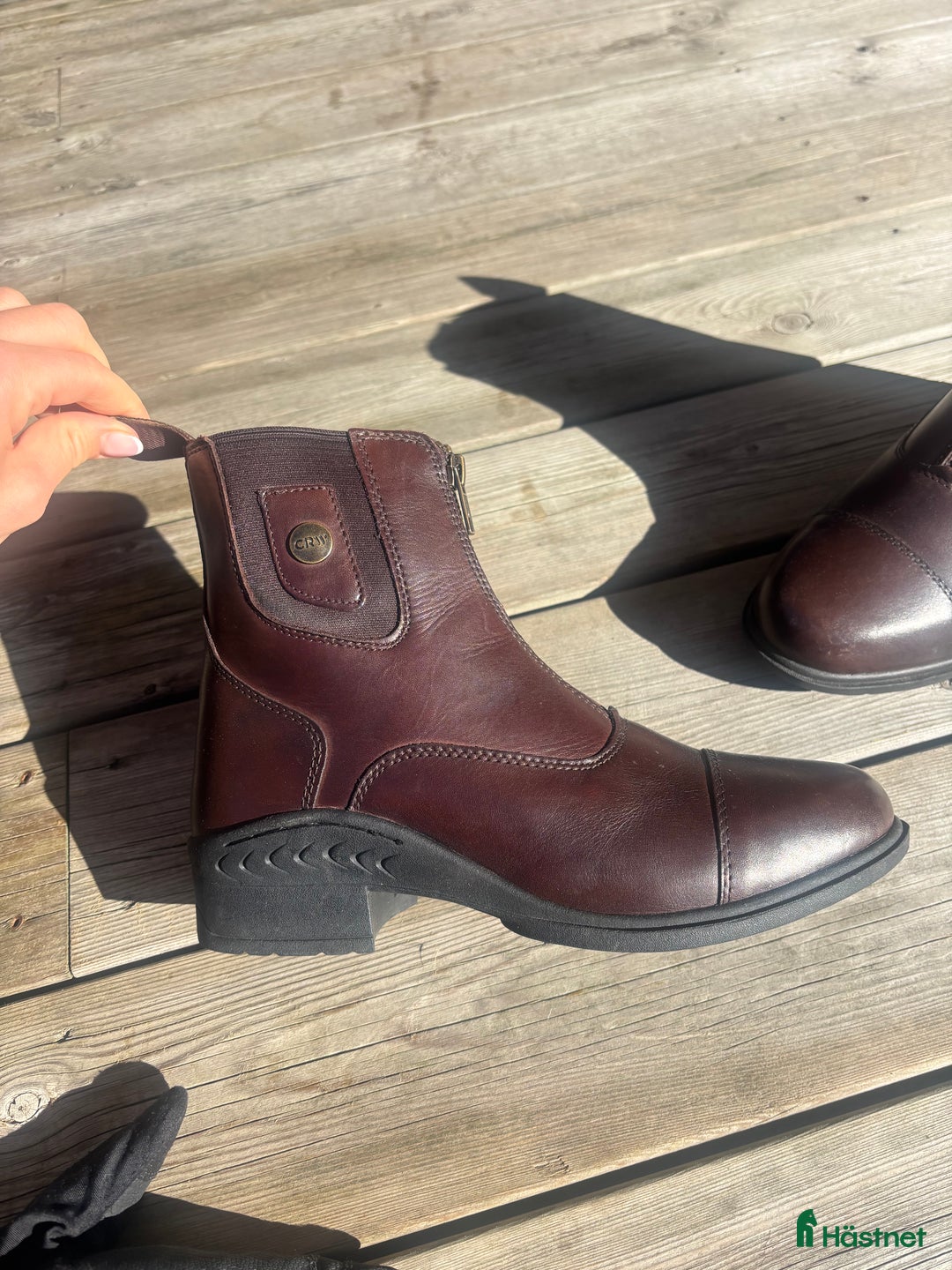 Ridstövlar ryttarutrustning till salu: Fina ridskor i Tyresö - Annons 2