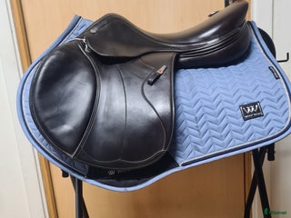 Sadlar hästutrustning till salu: Equipe Synergy i Hamneda - Annons 3