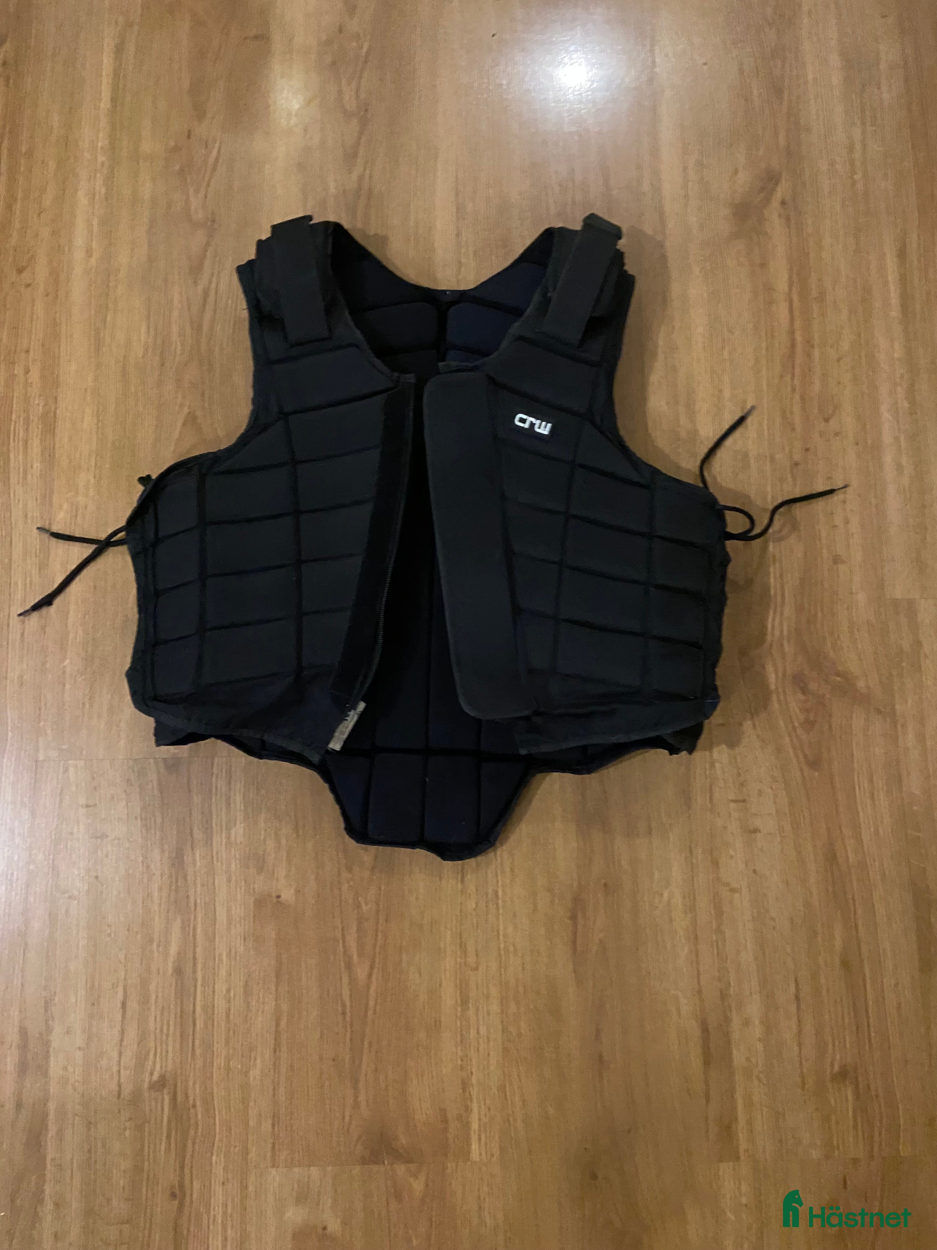 Säkerhetsvästar ryttarutrustning till salu: CRW säkerhetsväst i Örsundsbro - Annons 11