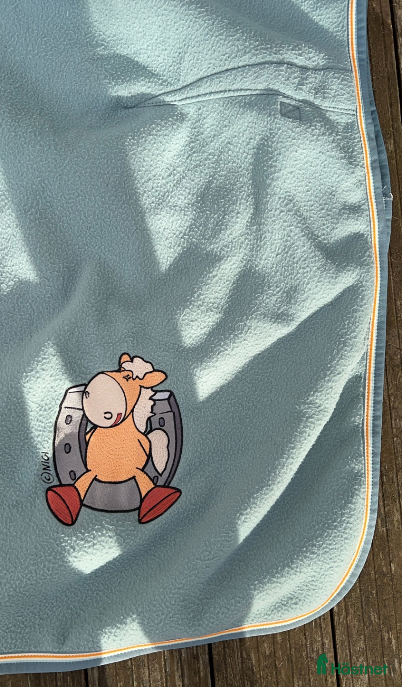 Täcken hästutrustning till salu: Eskadron NICI fleecetäcke i Vallentuna - Annons 2