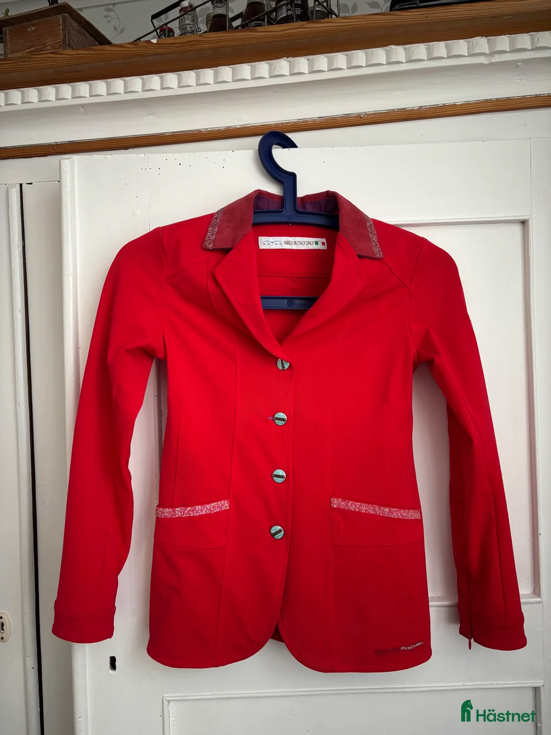 Jackor & Kavajer ryttarutrustning till salu: Unik junior kavaj från animo! - Annons 1