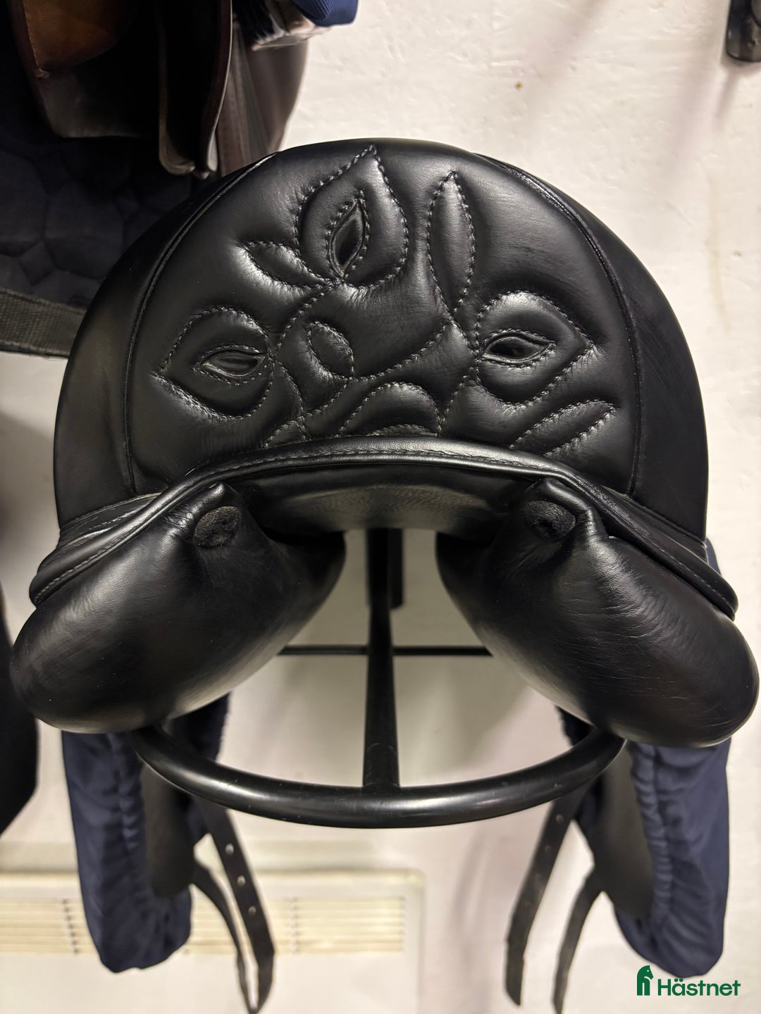 Sadlar hästutrustning till salu: Prestige dressyr i Kumla - Annons 4