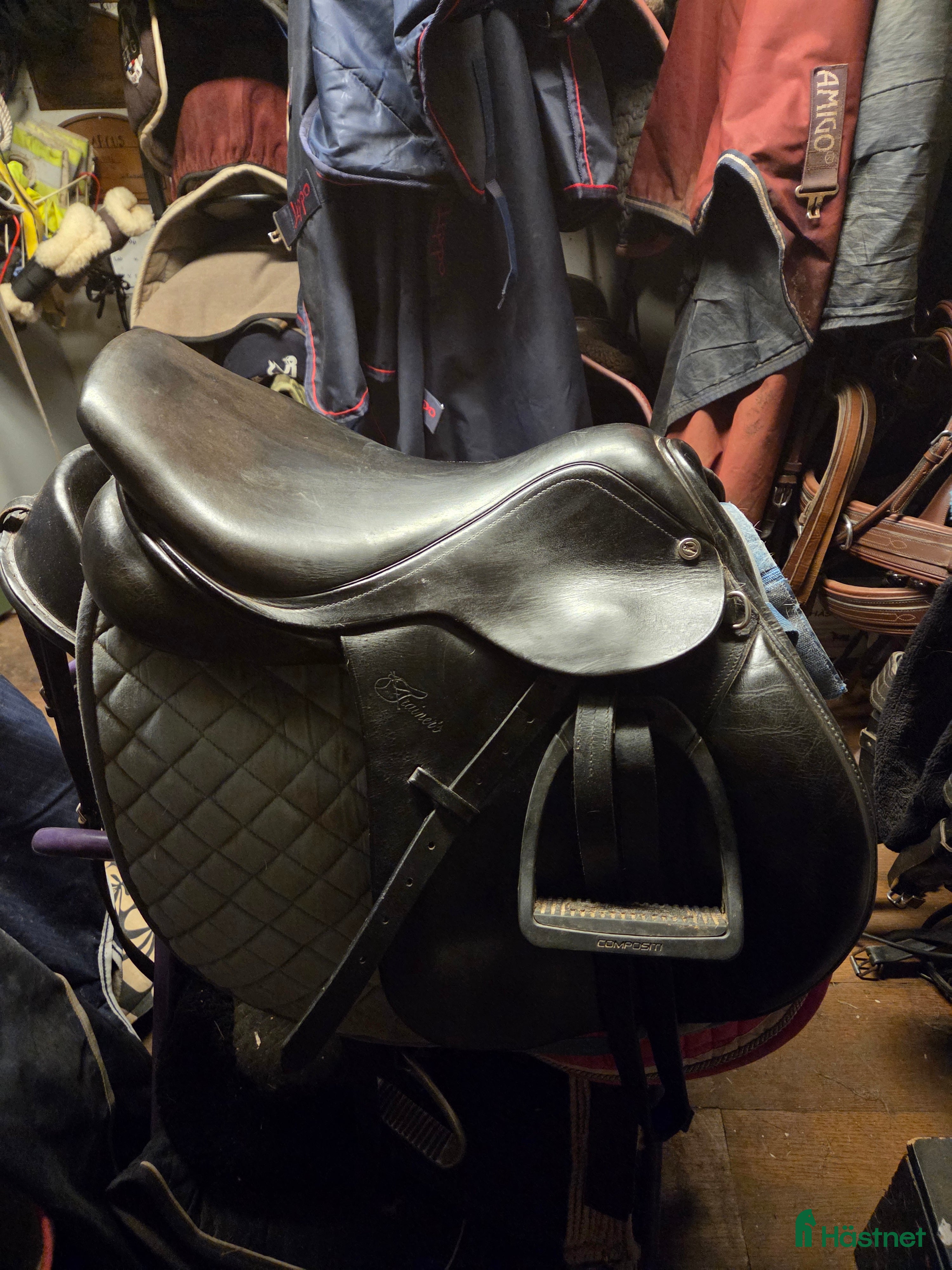 Sadlar hästutrustning till salu: Trainers Professional i Hortlax - Annons 5