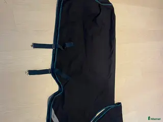 Täcken hästutrustning Vattentät och fodrat amigo täcke! i Strandbaden - Annons 3