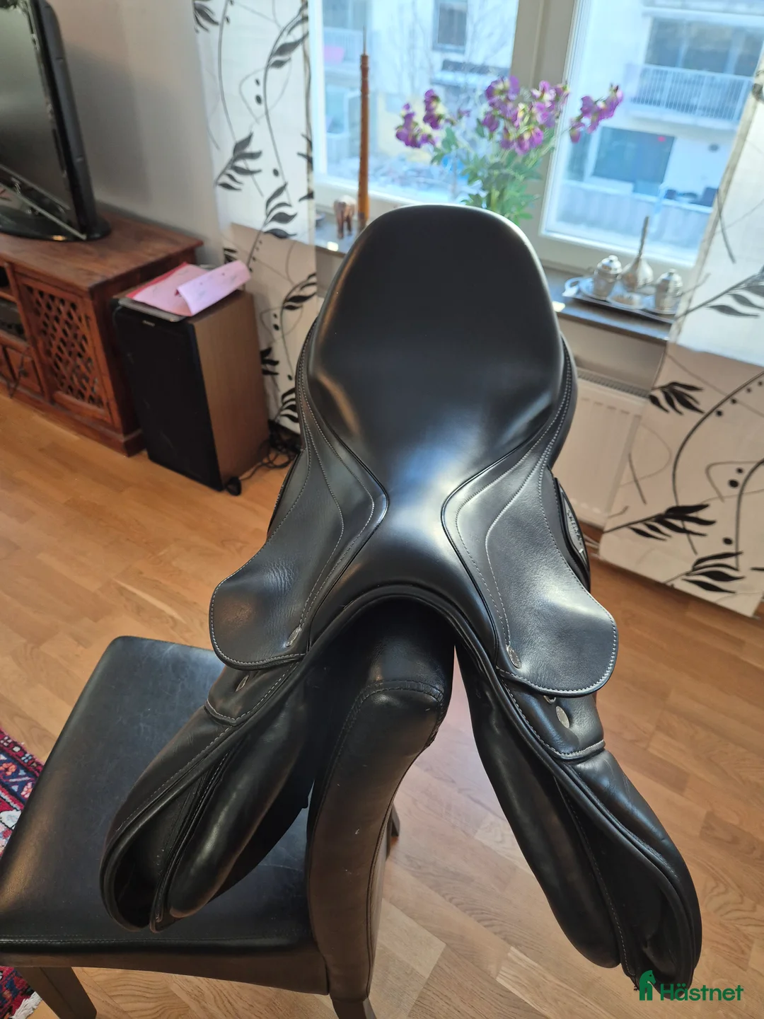 Sadlar hästutrustning till salu: Hoppsadel Equiline i nyskick i Uppsala - Annons 3