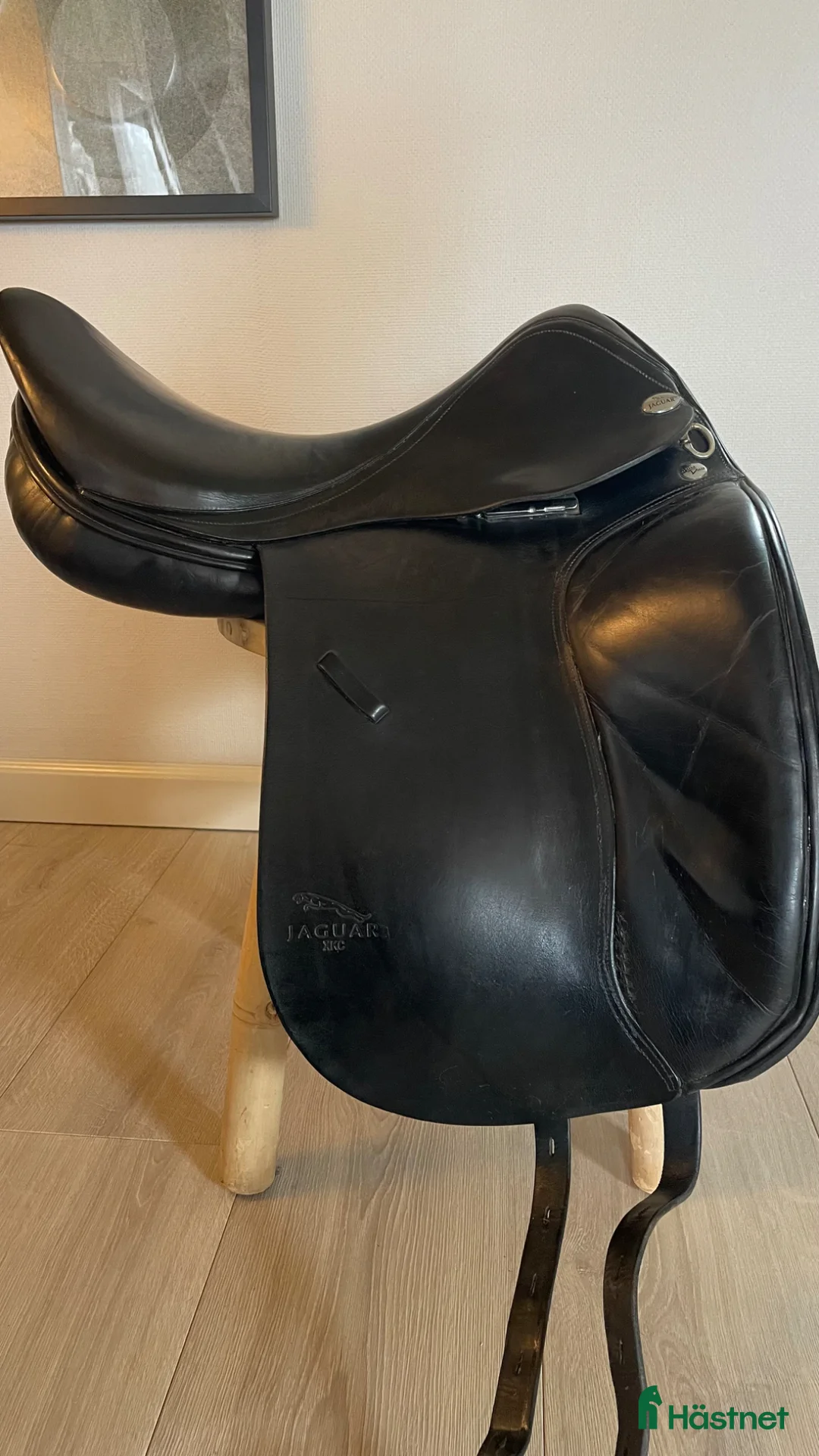 Sadlar hästutrustning till salu: Jaguar dressyrsadel - Annons 1