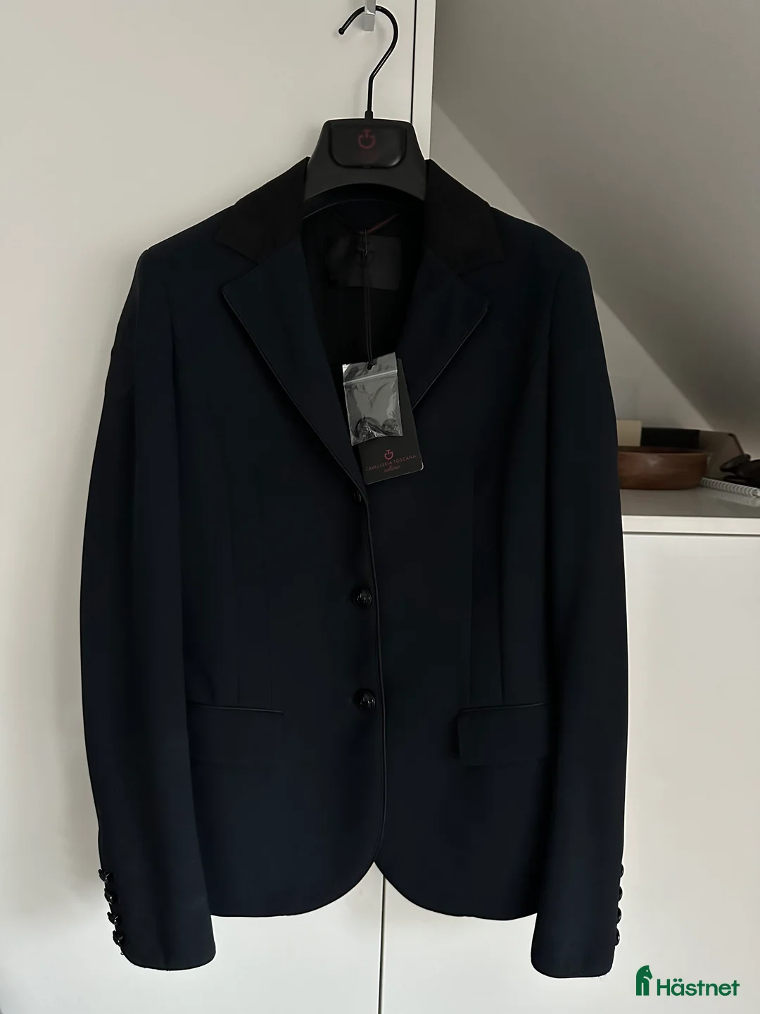 Jackor & Kavajer ryttarutrustning till salu: Cavalleria Toscana Kavaj - Annons 1