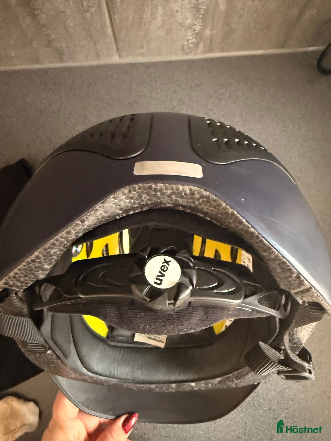 Hjälmar ryttarutrustning till salu: Exxential III MIPS ridhjälm i Malmö - Annons 7