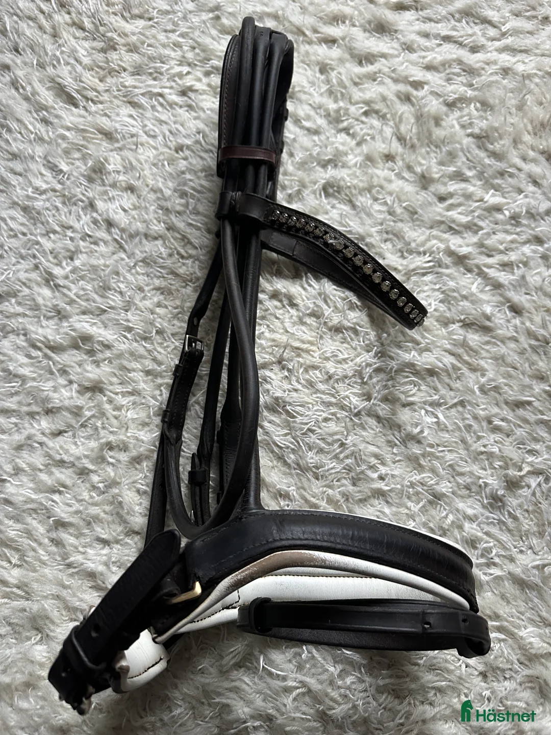 Träns hästutrustning till salu: Otto Schumacher - brunt rundsytt träns i Stockholm - Annons 8