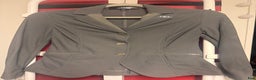 Jackor & Kavajer ryttarutrustning till salu: AA motion light tävlingskavaj Grå stl XS i Tungelsta - Annons 1