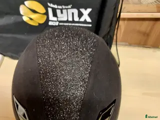 Hjälmar ryttarutrustning till salu: Back on trackhjälm - Annons 2