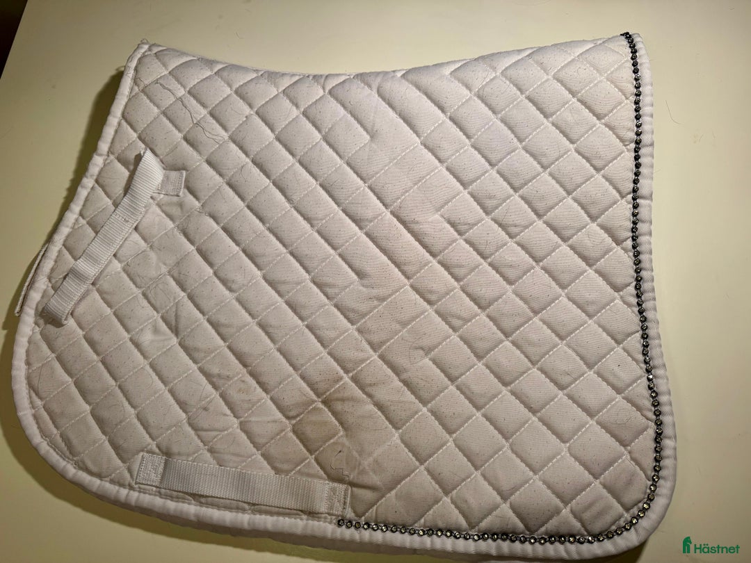 Schabrak & Vojlockar hästutrustning till salu: Schabrak - ponny i Linköping - Annons 11