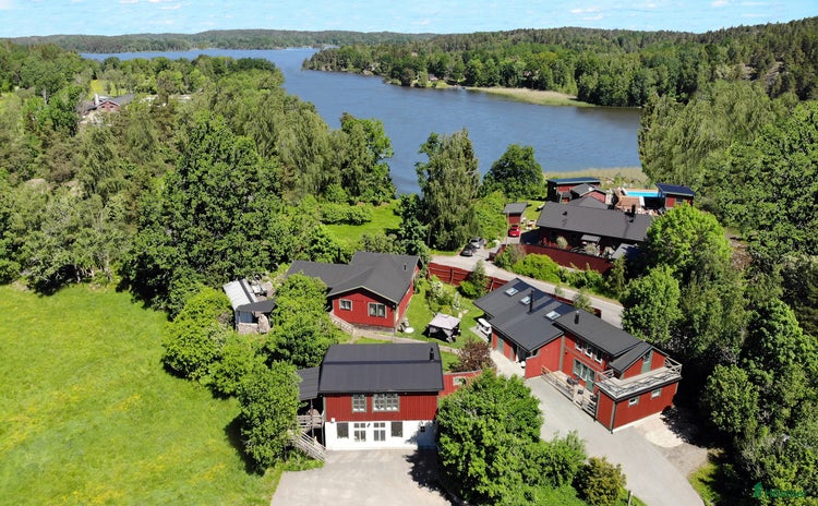  hästgårdar till salu i Huddinge - Annons 8