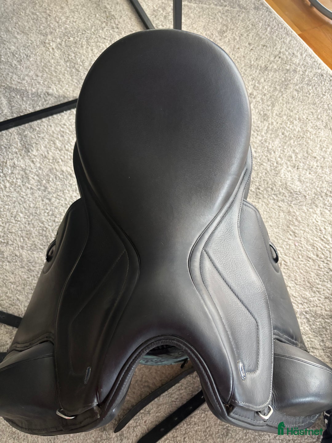 Sadlar hästutrustning till salu: Ikonic light hybrid 16,5” koppjärn i Karlstad - Annons 6