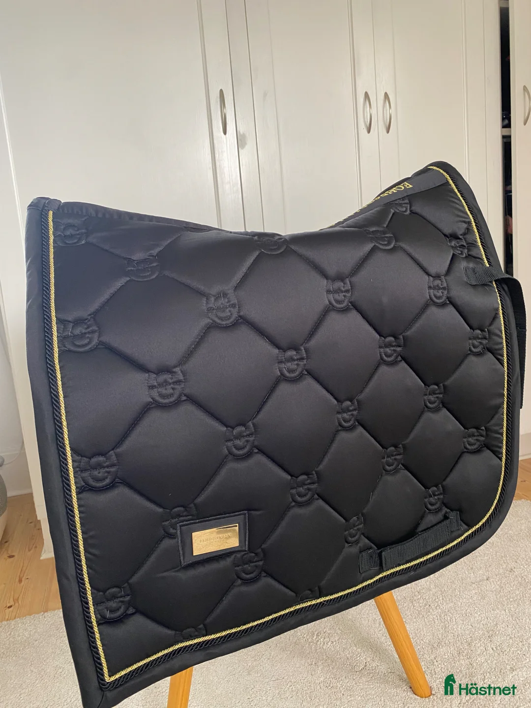 Schabrak & Vojlockar hästutrustning till salu: Equestrian Stockholm schabrak  - Annons 1
