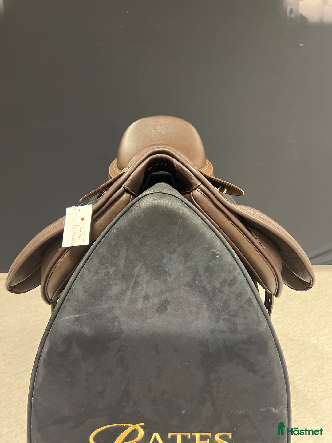 Sadlar hästutrustning till salu: Helt ny Bates dressyr i Borlänge - Annons 3