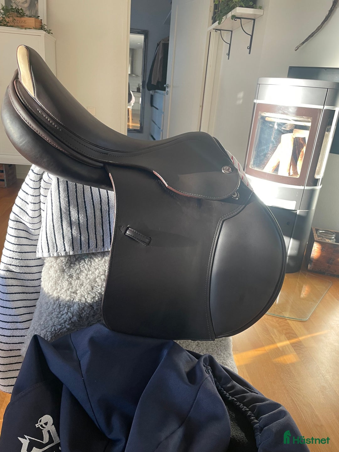 Sadlar hästutrustning till salu: Pedantskött Prestige Paris Classic i kalvskinn i Löddeköpinge - Annons 1