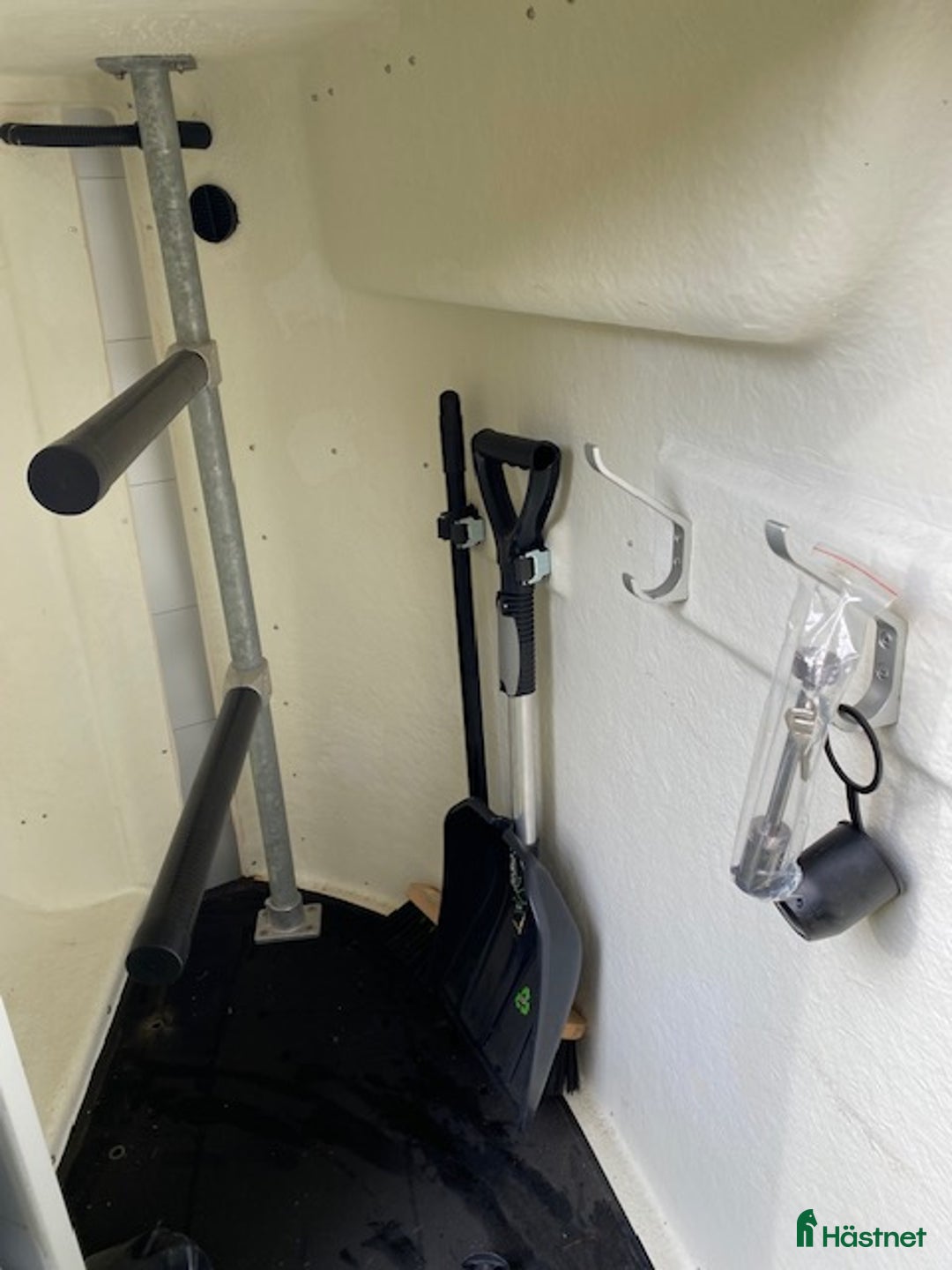 Hästtransporter  fordon & transport till salu: Hästransport  i Kinnarumma - Annons 4