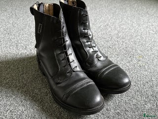 Ridstövlar ryttarutrustning till salu: Ridskor i Lerum - Annons 18