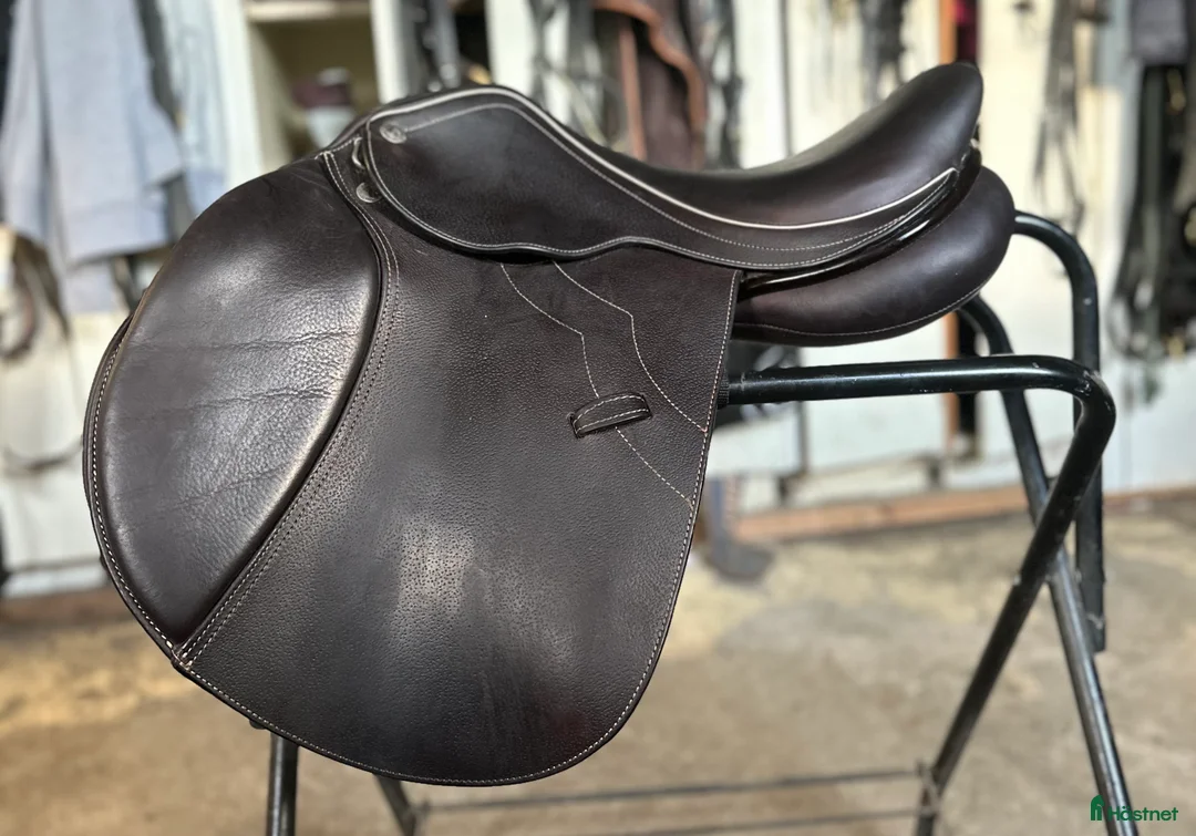 Sadlar hästutrustning till salu: Ny kemnevall Jumping Harold i Grödinge - Annons 1