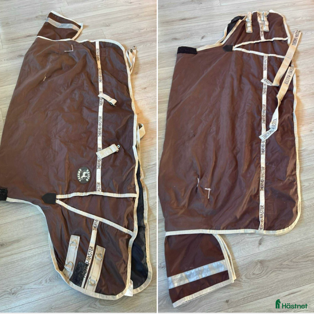 Täcken hästutrustning till salu: Stl 125 Showmaster ofodrat täcke  i Söderköping - Annons 1