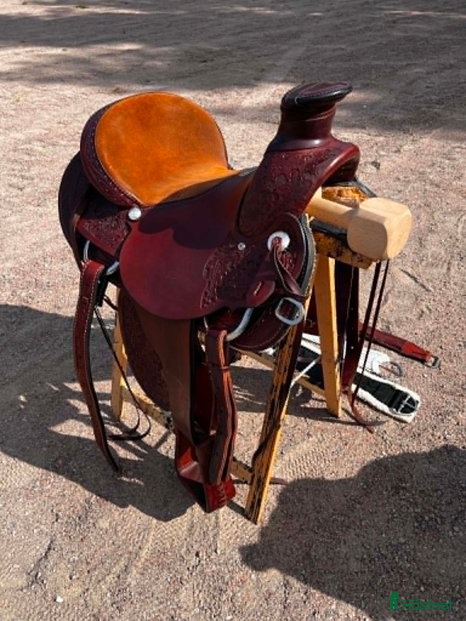Sadlar hästutrustning Westernsadel Wade/Roping 17" - Rocking Saddlery - Annons 4