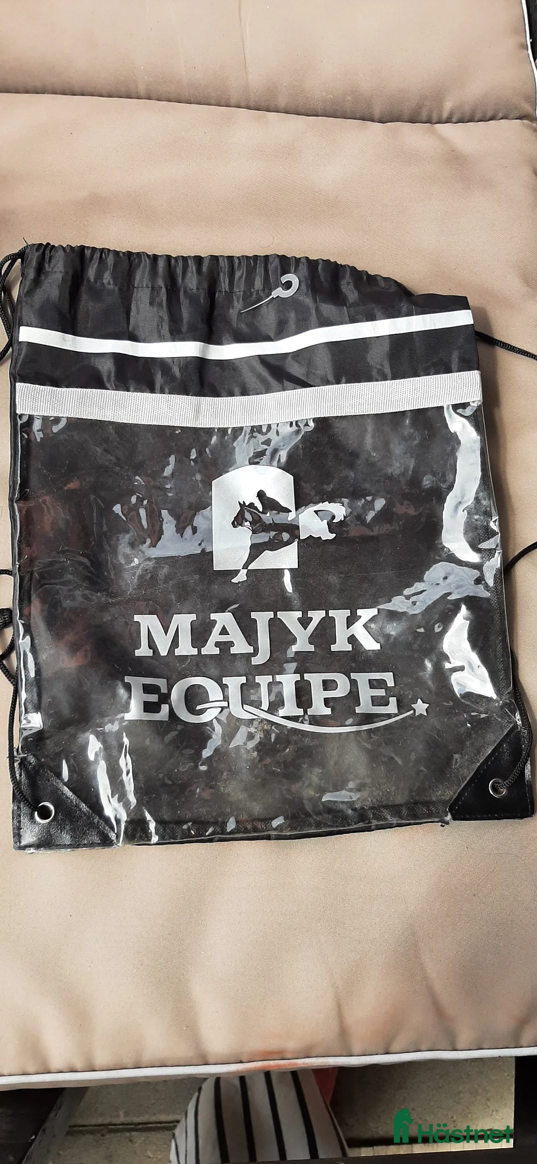 Benskydd hästutrustning till salu: Terrängskydd L vita fram+bak i Tyresö - Annons 4