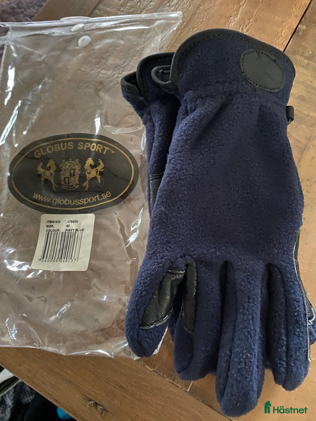 Övrig Ryttarutrustning ryttarutrustning till salu: Nya Globus ridhandskar Ridstrumpor i Älmhult - Annons 1