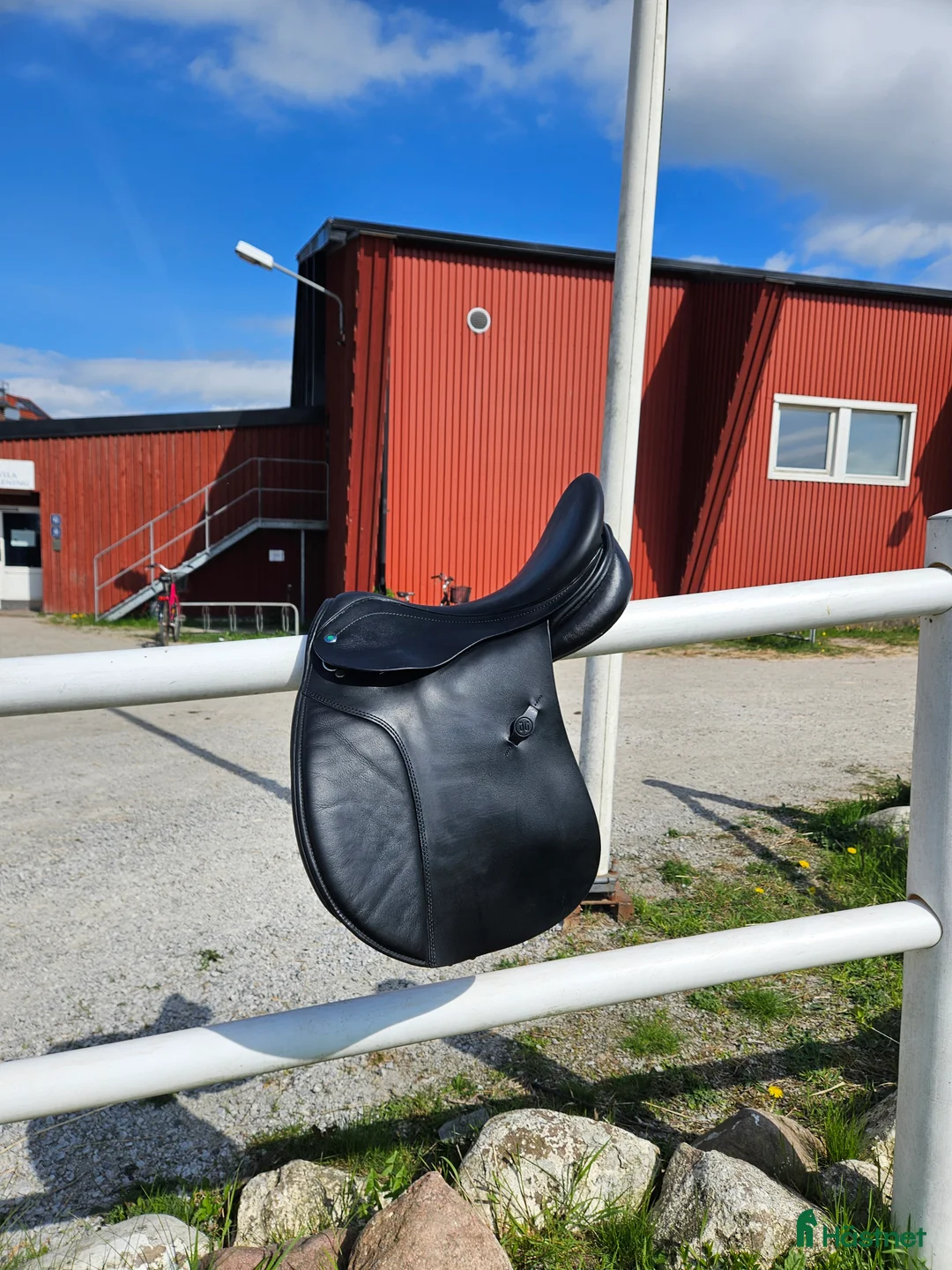 Sadlar hästutrustning till salu: Jensen Bendor allround mot dressyr i Lund - Annons 1