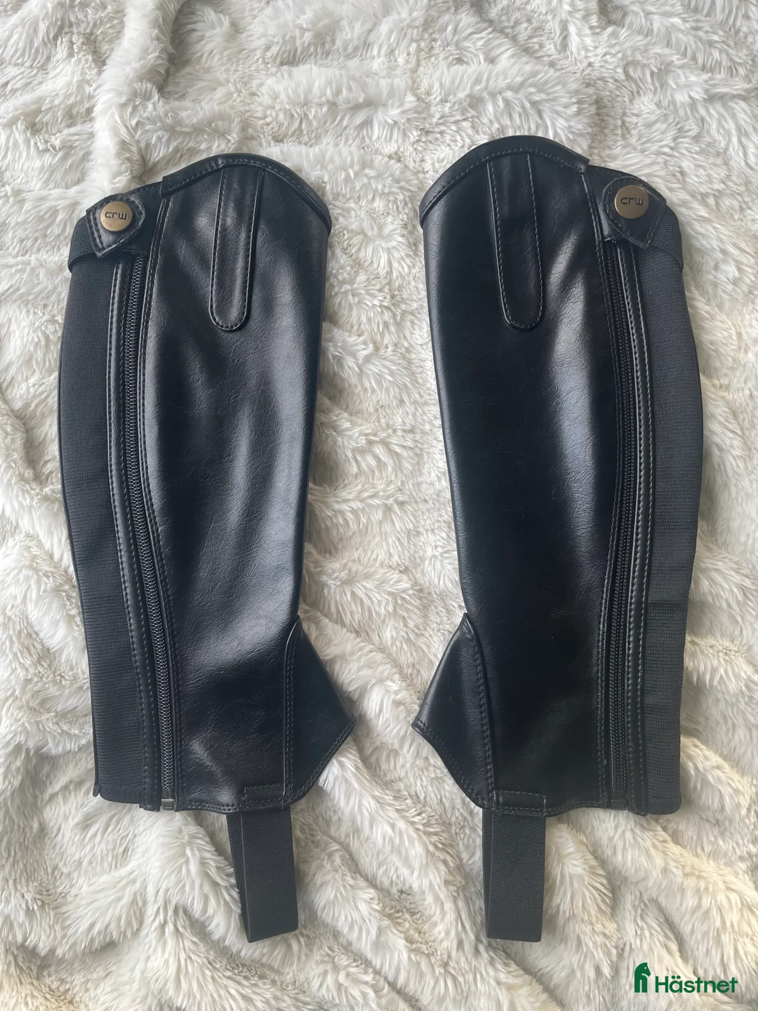 Övrig Ryttarutrustning ryttarutrustning till salu: Shortchaps  i Hagby - Annons 1