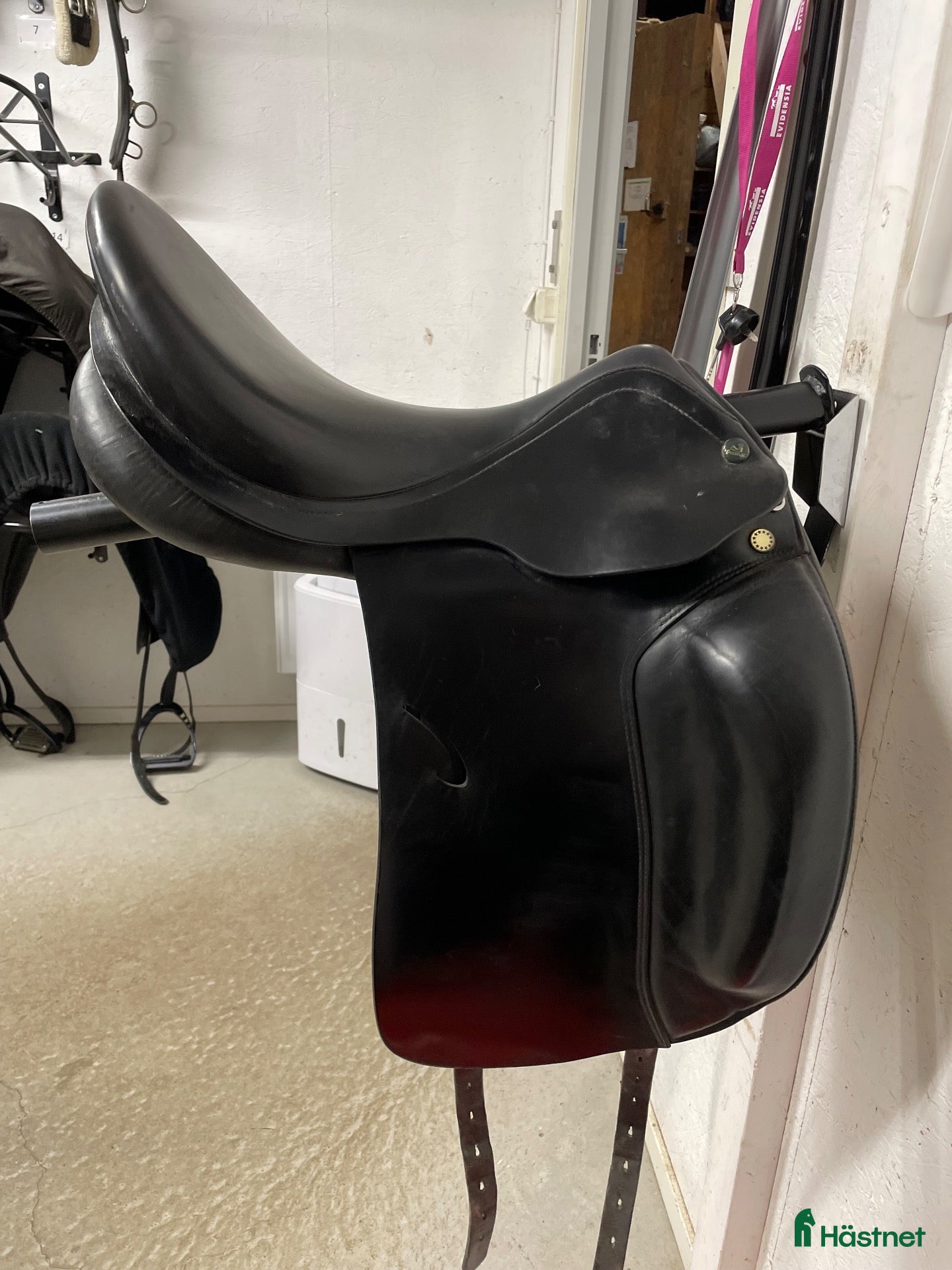 Sadlar hästutrustning Prestige Roma Dressage 17” / 33 - Annons 1
