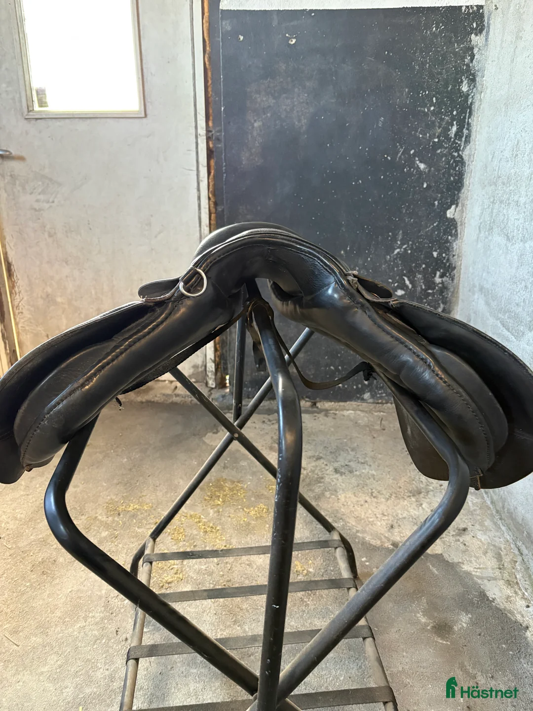 Sadlar hästutrustning till salu: Ponnysadel i Brösarp - Annons 3