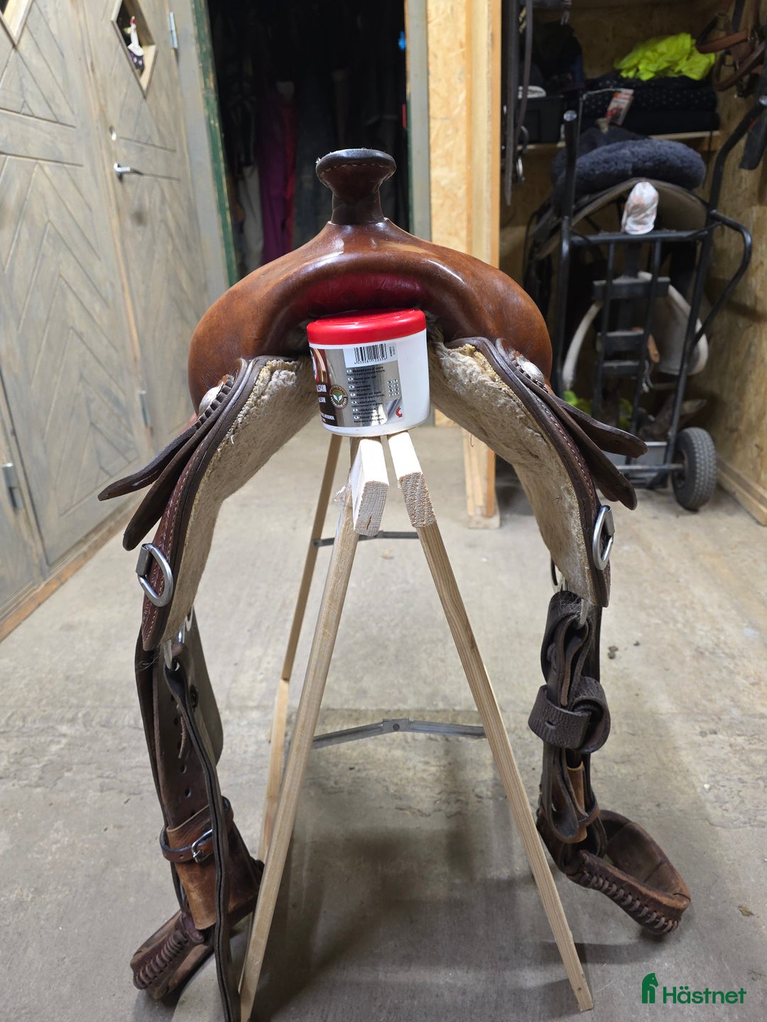 Sadlar hästutrustning till salu: Continental westernsadel i Löberöd - Annons 4