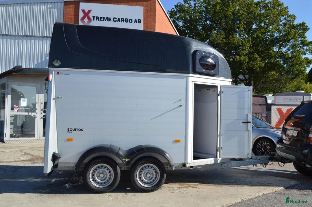 Hästtransporter  fordon & transport till salu: Humbaur Equitos Alu Sadelkammare 2000kg - Annons 8