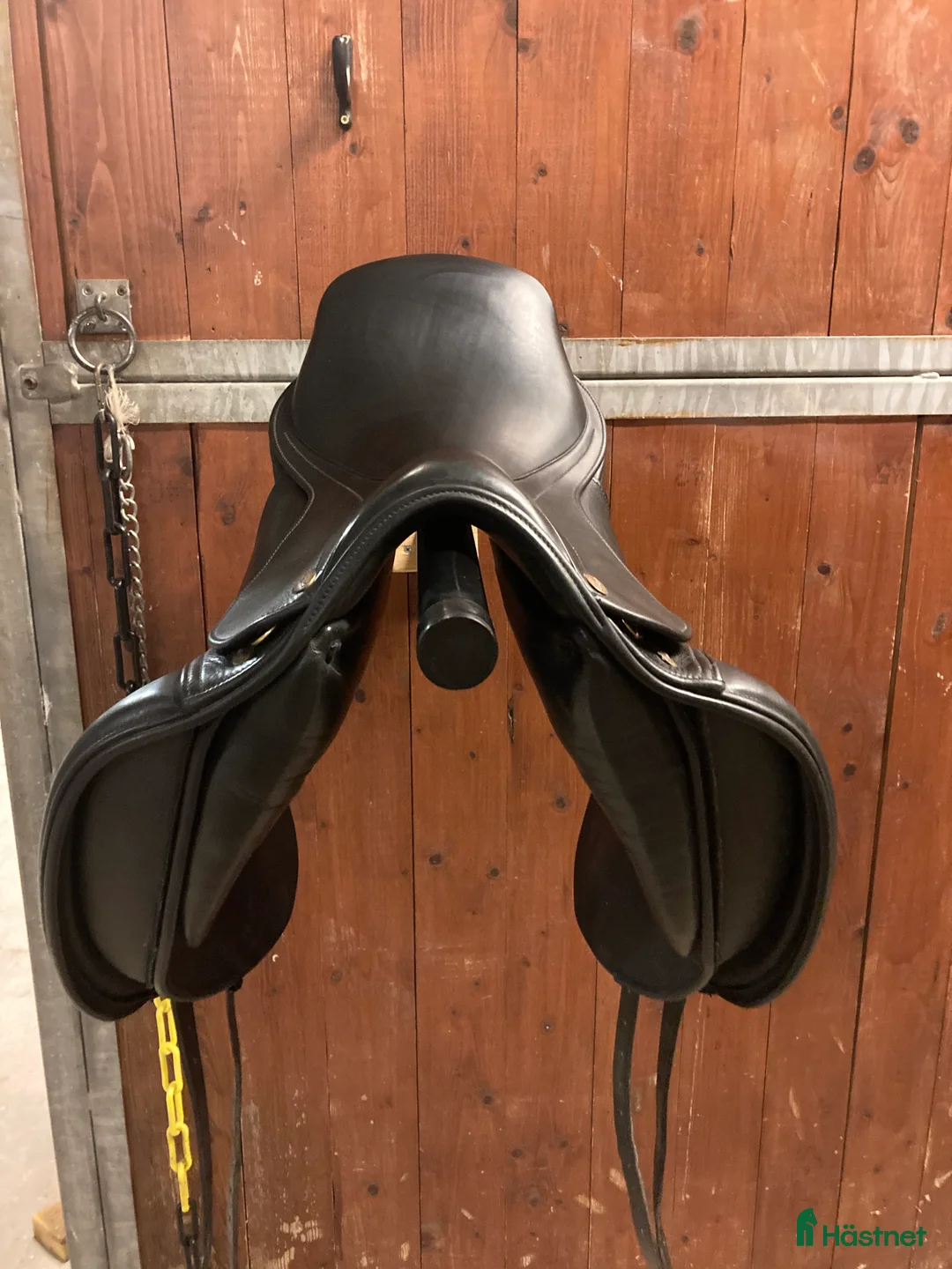 Sadlar hästutrustning till salu: Harry Dabbs dressyrsadel  i Eskilstuna - Annons 4