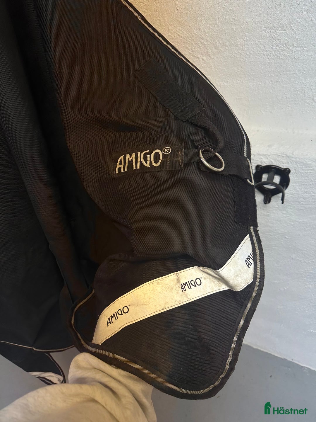 Täcken hästutrustning till salu: Vintertäcke Amigo Horseware 250g i Vellinge - Annons 3