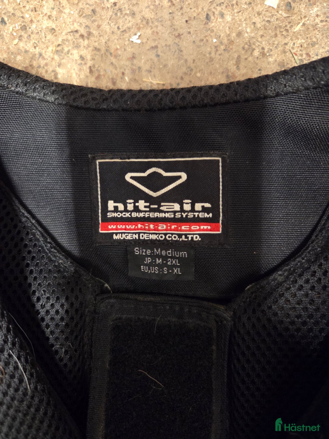 Säkerhetsvästar ryttarutrustning till salu: Air-bag väst i Kalmar - Annons 3