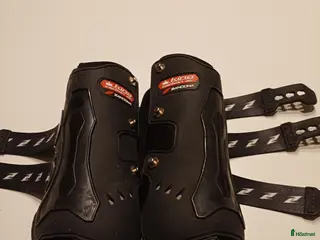 Benskydd hästutrustning Nya zandona benskydd - Annons 23