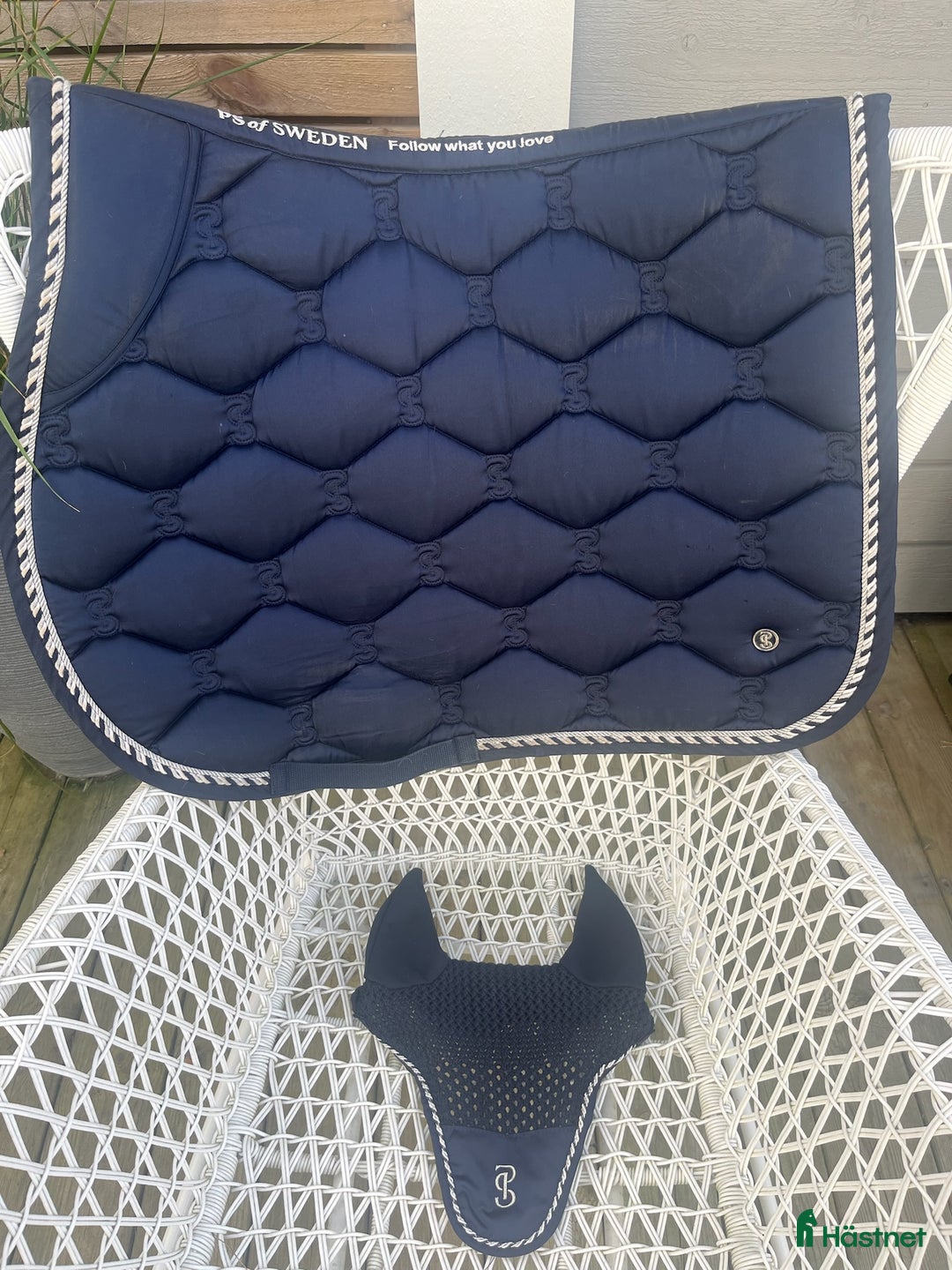 Schabrak & Vojlockar hästutrustning till salu: Hoppschabrak med huva från PS Of Sweden i Strängnäs - Annons 1