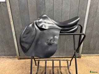 Sadlar hästutrustning till salu: Bruno Delgrange Virtuose i Sandhem - Annons 7