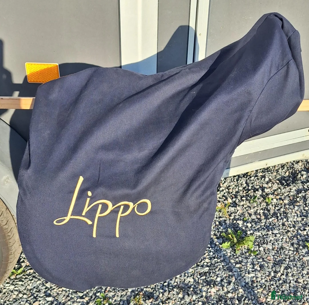 Sadlar hästutrustning till salu: Svart Lippo Enzo 16.5 - Annons 7