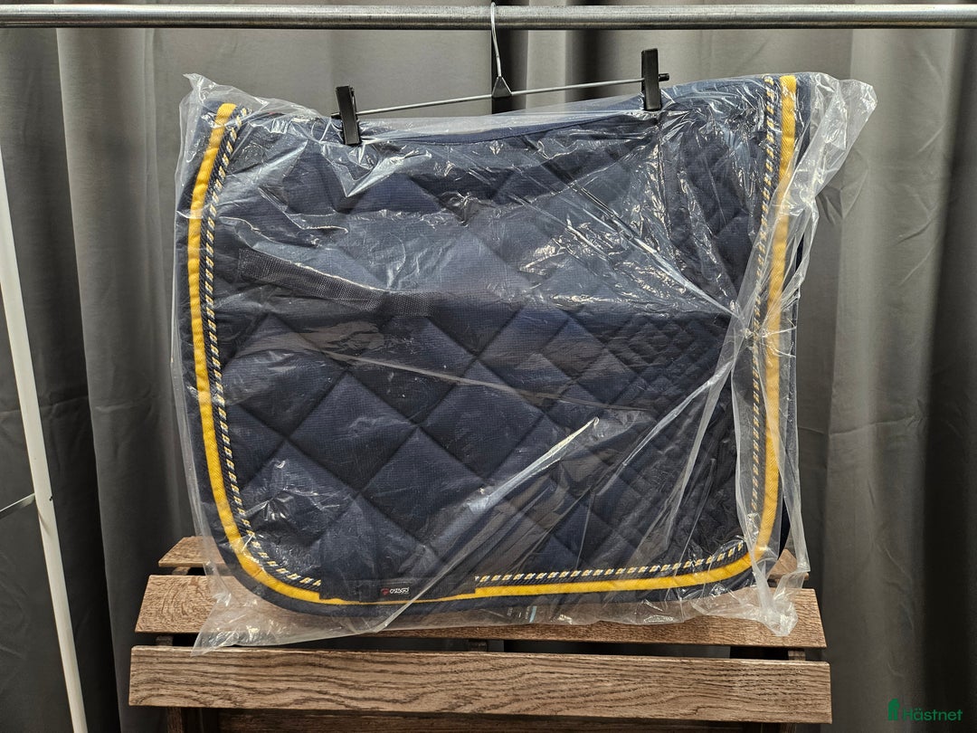 Schabrak & Vojlockar hästutrustning till salu: Schabrak, full, Catago i Gällivare - Annons 1