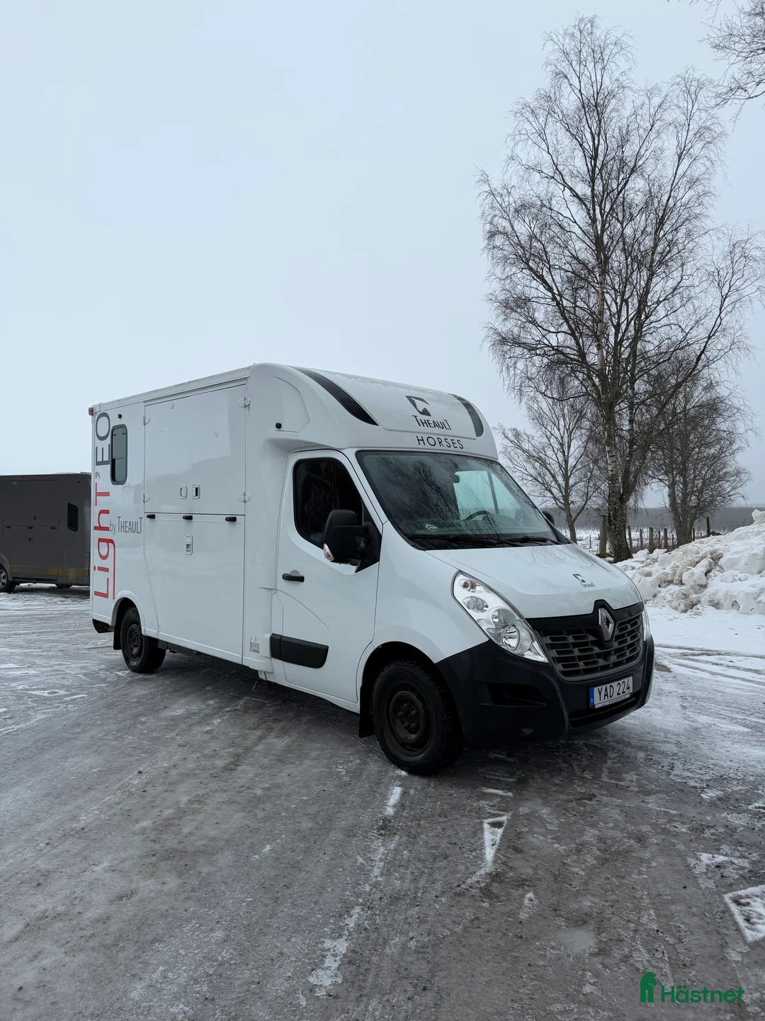 Hästlastbilar  fordon & transport till salu: Theault Lighteo 1100kg lastvikt automat - Annons 2