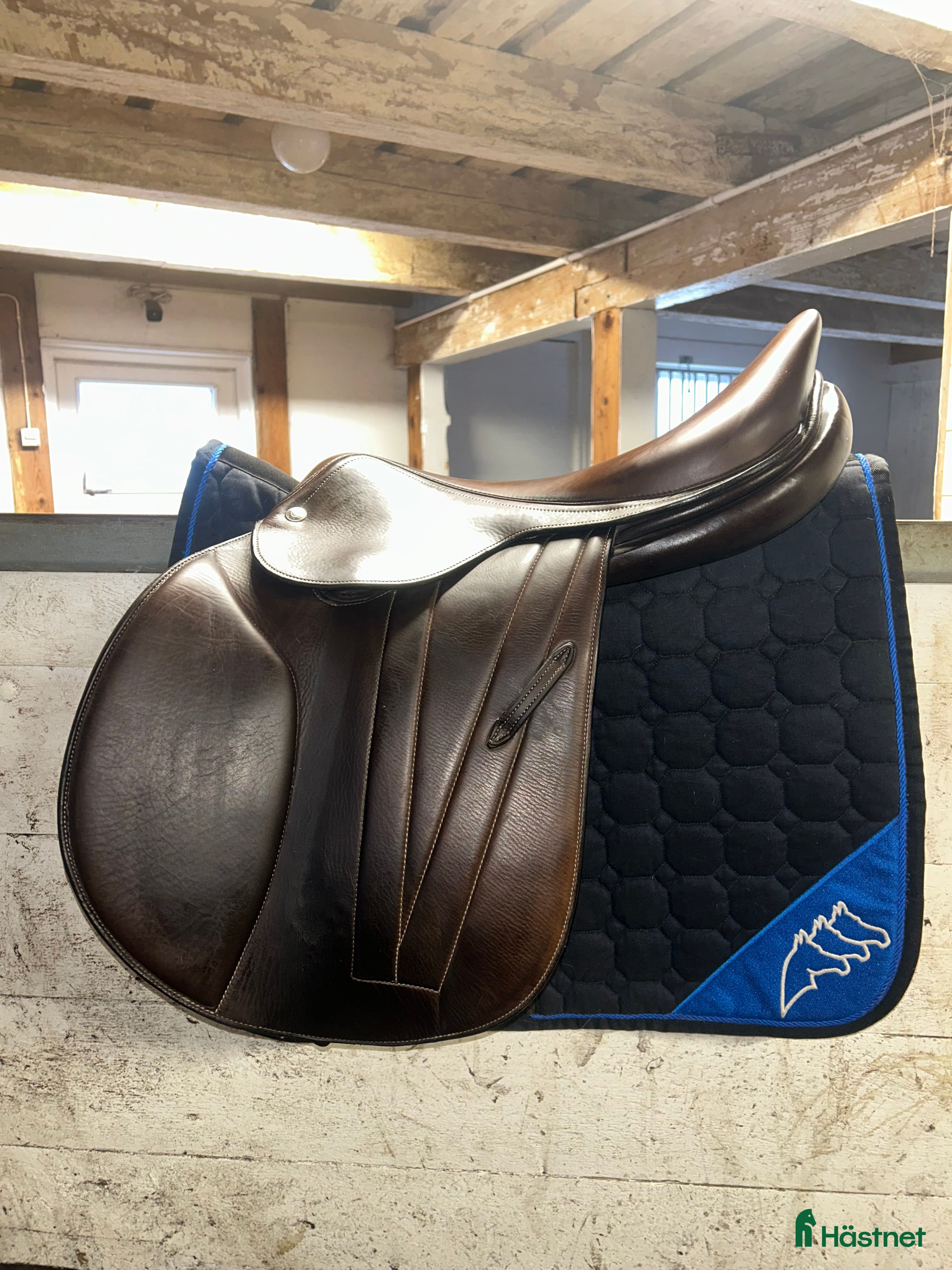 Sadlar hästutrustning till salu: Tatersallsadel i fint skick i Grillby - Annons 1