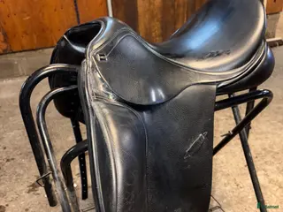 Sadlar hästutrustning Dressyr Sadel Anky Svart - Annons 17