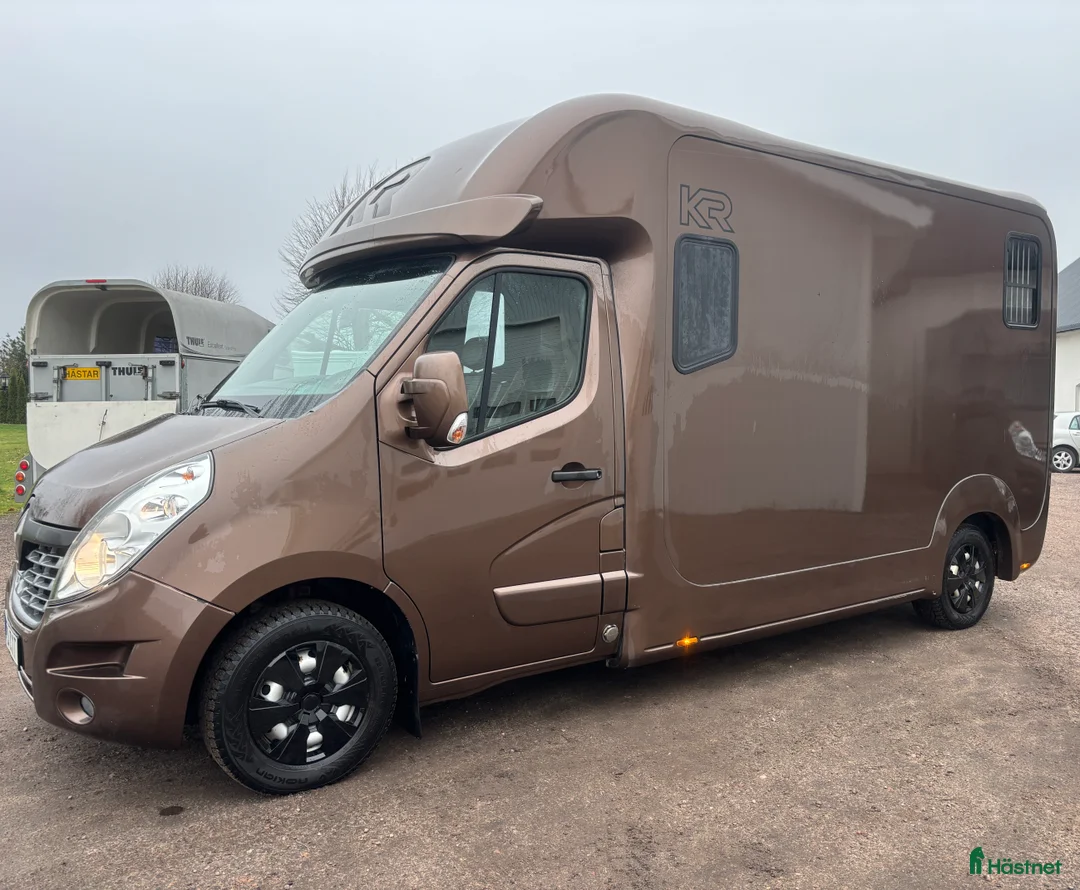 Hästlastbilar  fordon & transport till salu: Renault Master Krismar hästbil  i Laholm - Annons 12