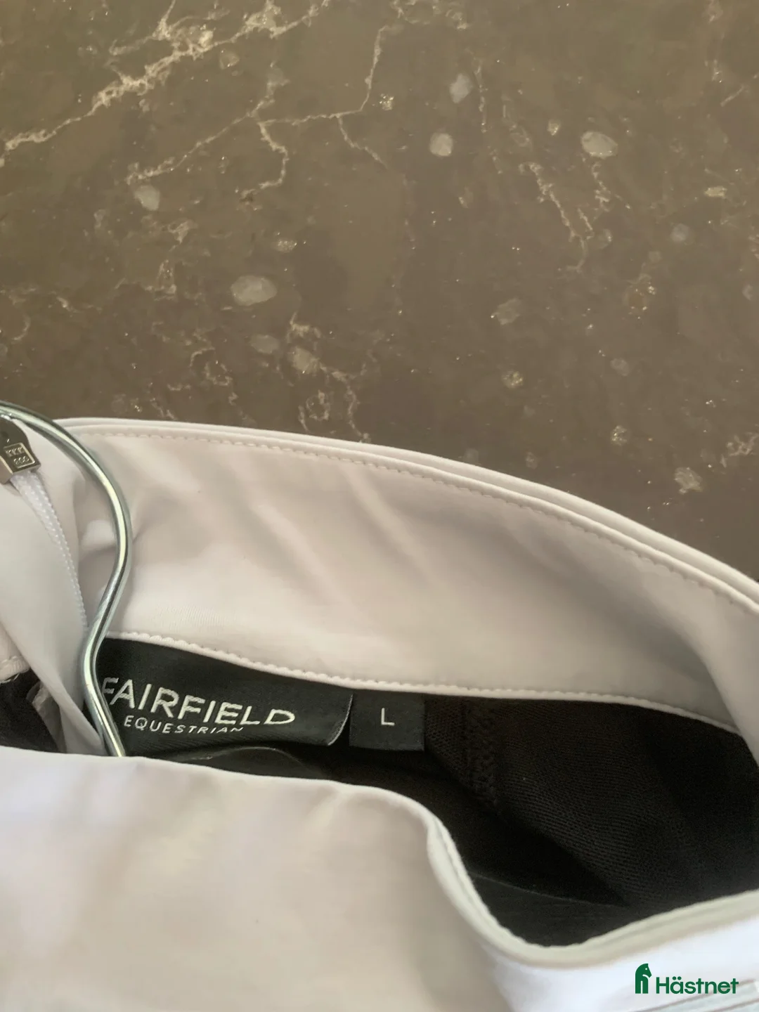 Övrigt Ridkläder ryttarutrustning till salu: Fairfield tävlingstopp - Annons 3