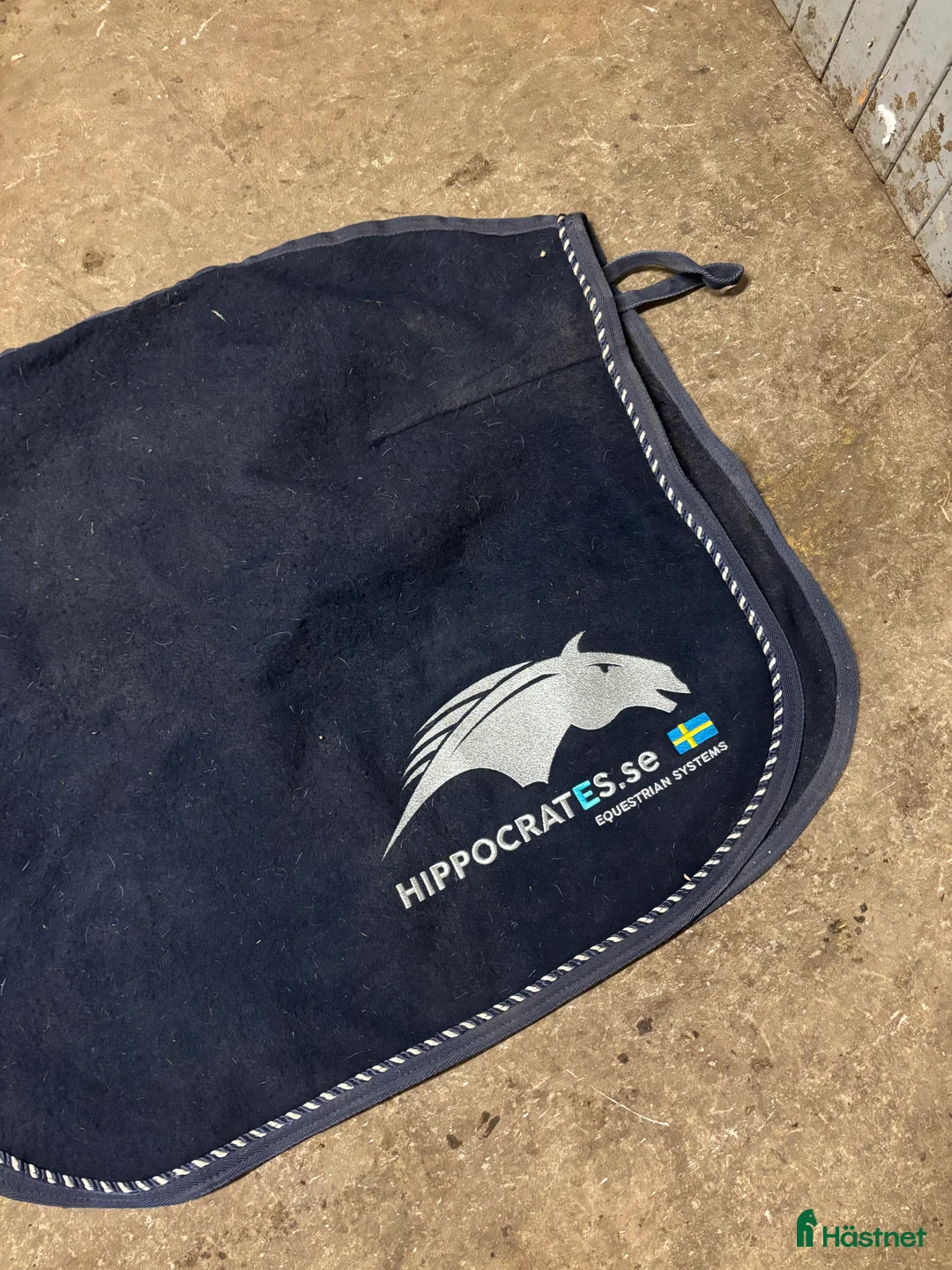 Täcken hästutrustning till salu: Ländtäcke  i Vinninga - Annons 2